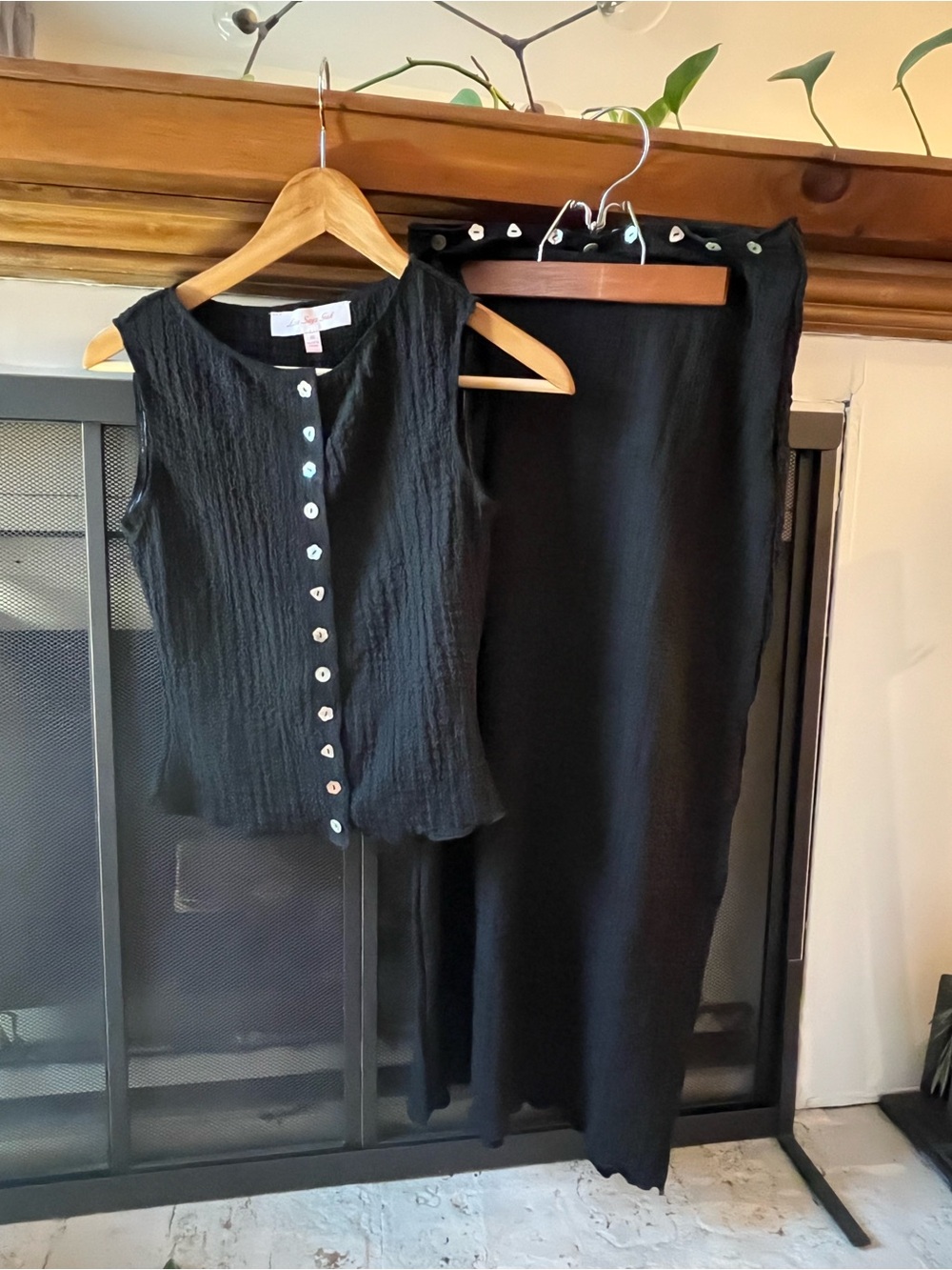 Lisa Says Gah Black Sleeveless Top and Maxi Skirt Set